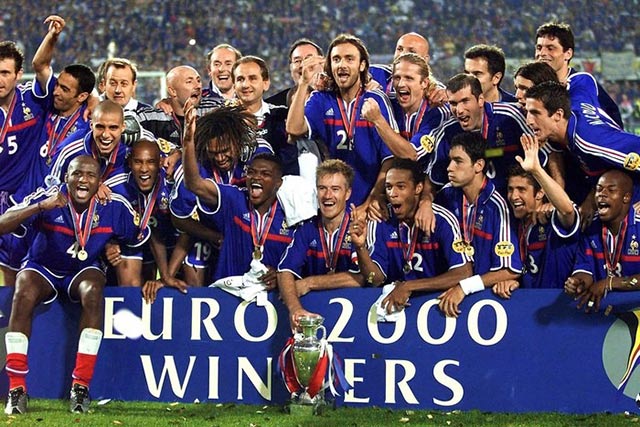 Pháp vô địch Euro năm nào?